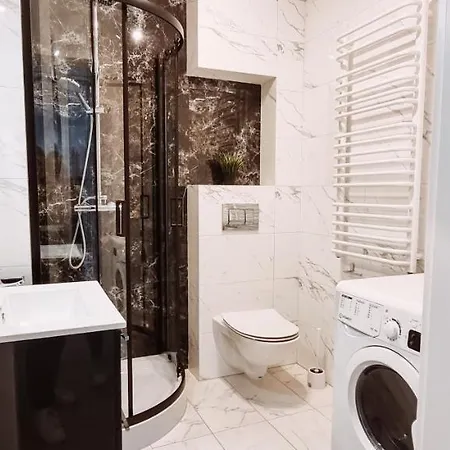 公寓 Cozy Spacious Apartment 7 *